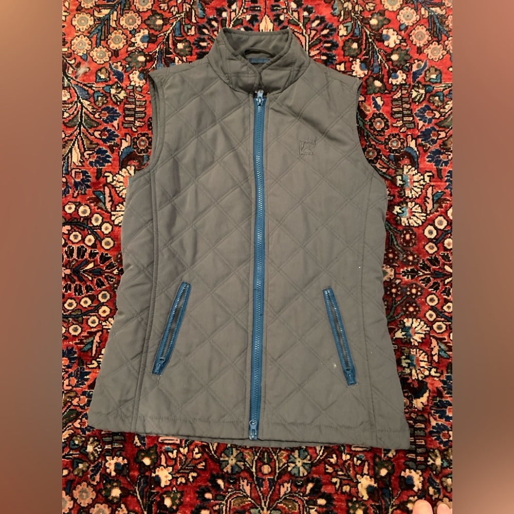 Dover Saddlery Riding Sport size S gray quilted vest